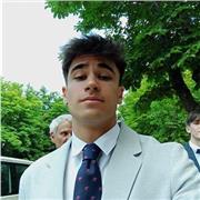 Soy un estudiante de 2° de carrera del grado ingeniería de la energía en la Politécnica de Madrid con ganas de compartir mi conocimiento y con ilusión de enseñar. Me gustan los niños, soy paciente y sé que aprenderemos mucho los dos juntos. He impartido d